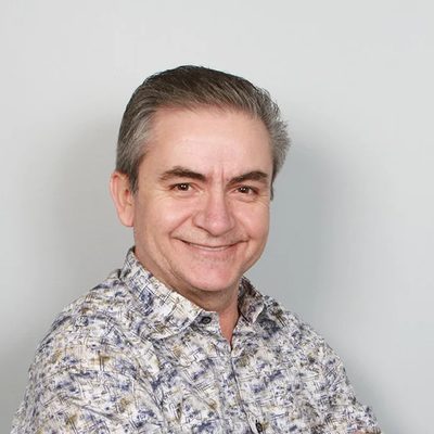 Dr. Cesáreo Chávez García